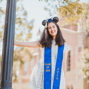 Meet your Posher, Donia